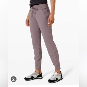 Lululemon Ready to Rulu Pant